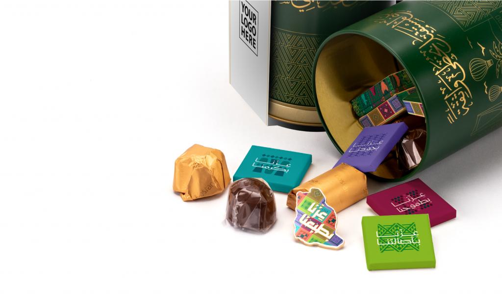 علبة اليوم الوطني المعدنية مع موسيقى